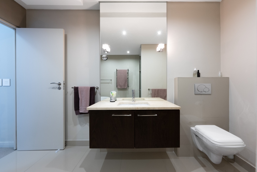 2 Bedroom Property for Sale in Camps Bay Western Cape